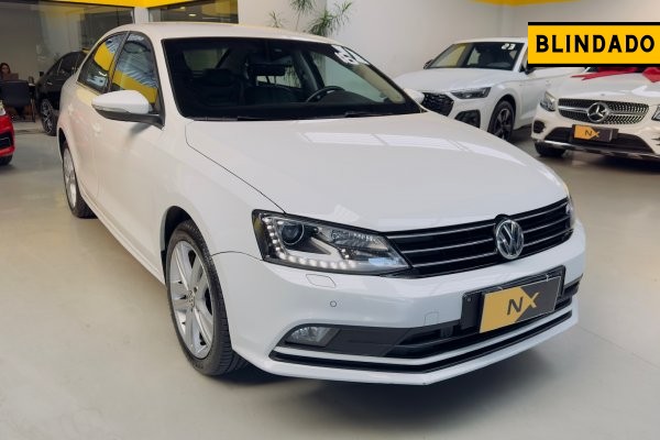 VOLKSWAGEN Jetta 2.0 TSI HIGHLINE 211CV GASOLINA 4P TIPTRONIC 2015/2016